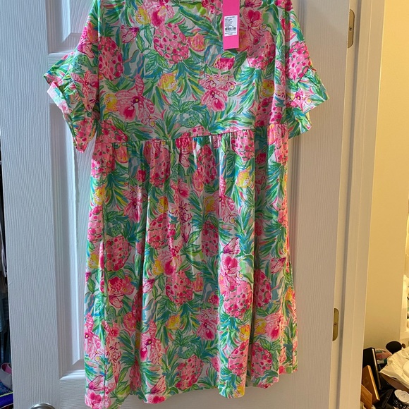 NWT - Lilly Pulitzer Tiltson Swing Dress - M
SKU: 889069877125 - Picture 2 of 3
